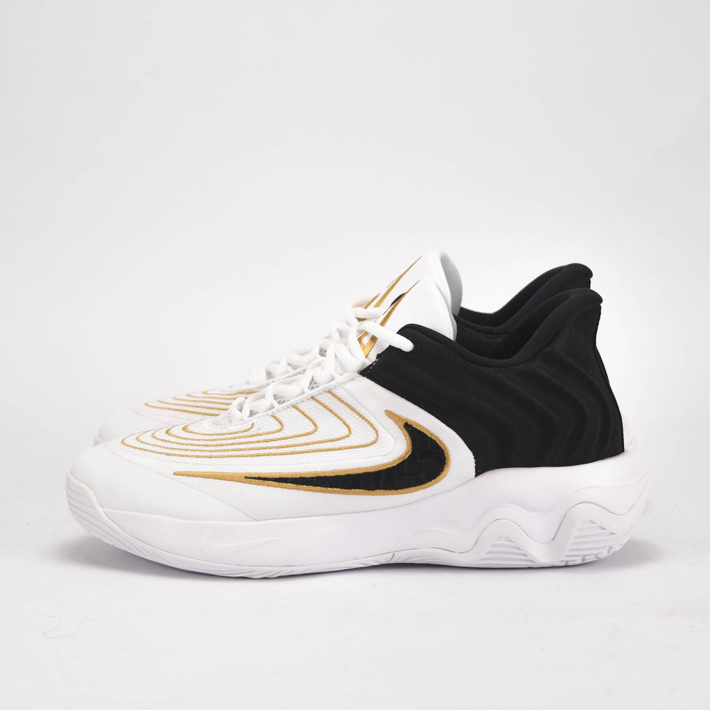 Nike Giannis Immortality 4