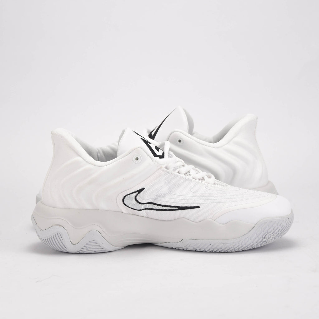 Nike Giannis Immortality 4
