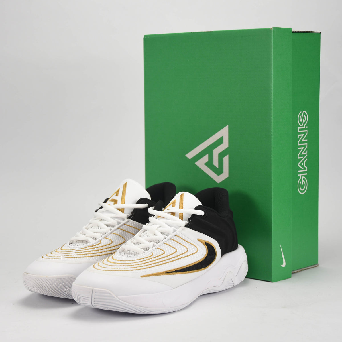 Nike Giannis Immortality 4