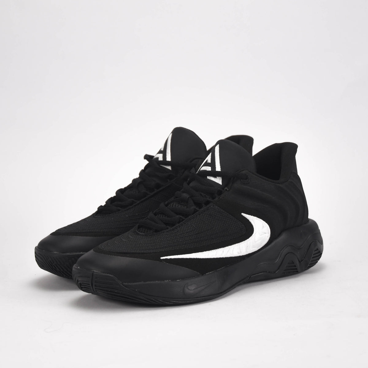 Nike Giannis Immortality 4